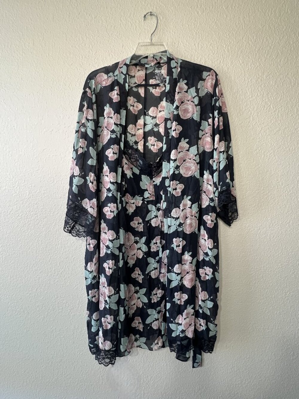 Catherines Navy Pink Floral Lace Trim Robe & Halter Neck Gown Set NWOT Size 4X